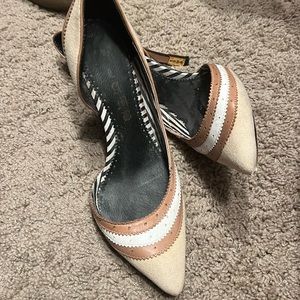 Sexy sleek nude heels with rounded toe